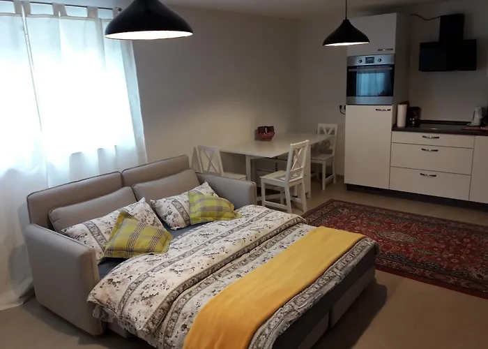Jollen Apartments
