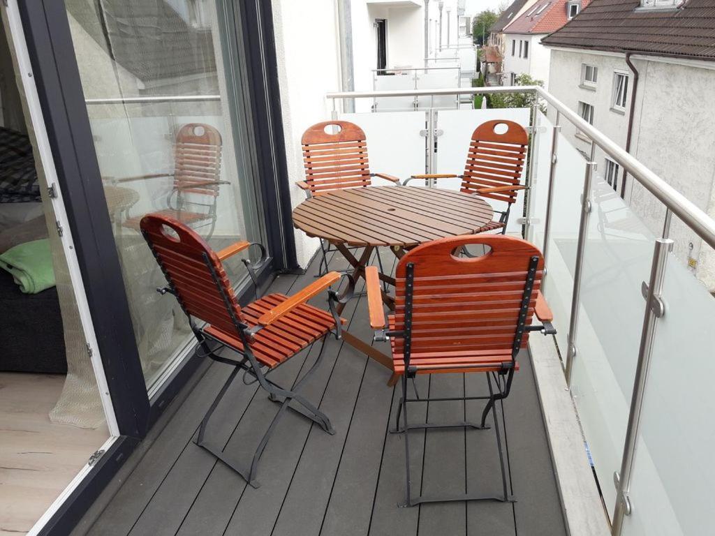 Jollen Apartment *